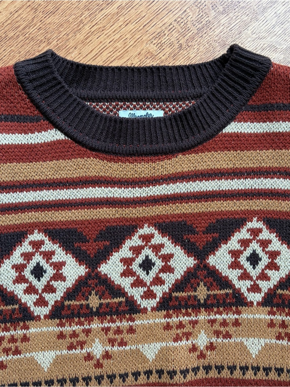 NWT Wrangler Retro Women's Horseshoe Southwestern Aztec Knit Sweater Medium Rust - Picture 2 of 13